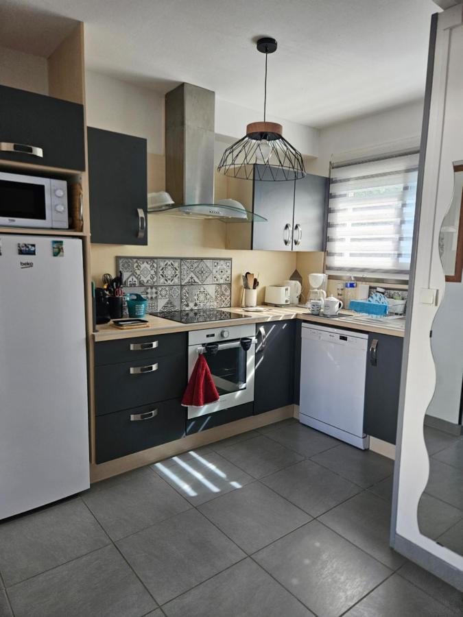 Apartment De Charme , Royan, Proche Avec Balcon. *