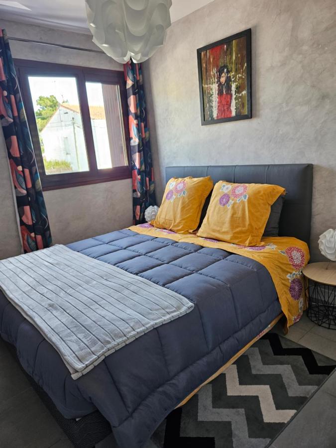 De Charme , Royan, Proche Avec Balcon. *